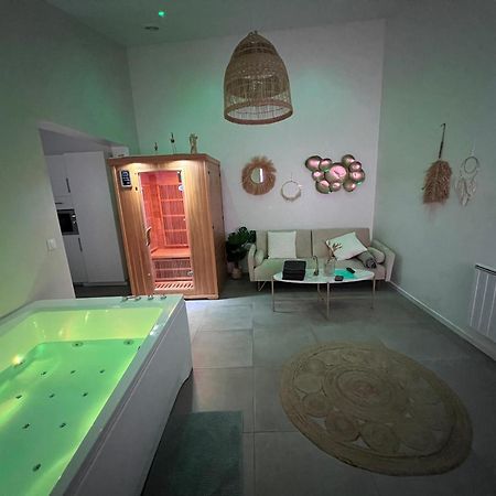 Spa Jungle Le Mesnil-Saint-Denis Exteriér fotografie