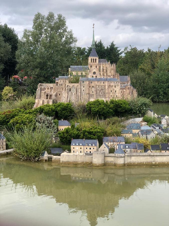 Spa Jungle Le Mesnil-Saint-Denis Exteriér fotografie